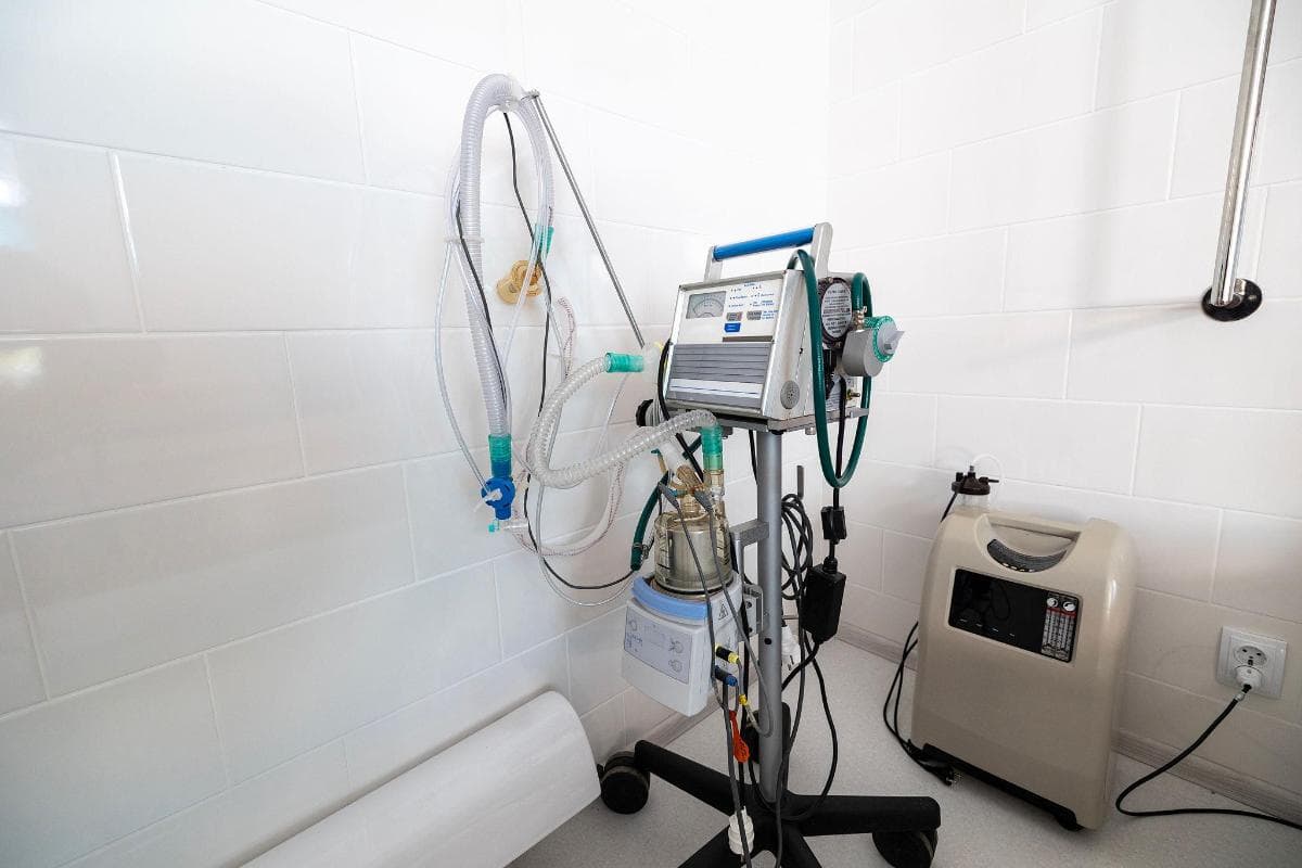 Mindray SV300 ICU Ventilator